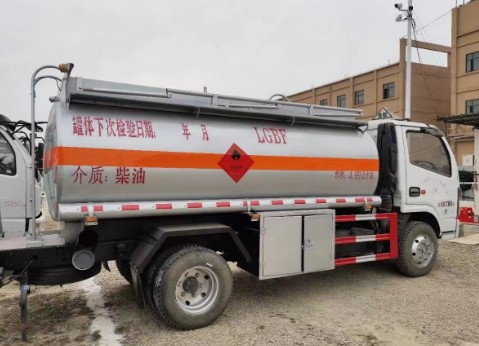 二手3噸油罐車,重慶牌照!