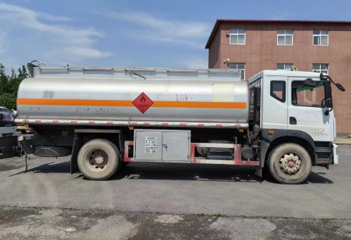 二手10噸加油車,河南洛陽戶!