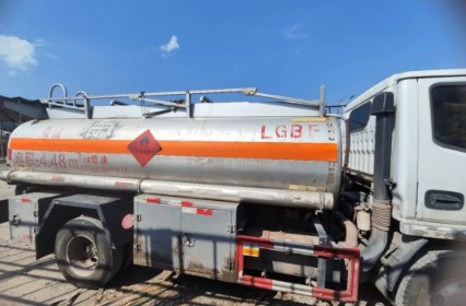 二手5噸加油車,四川達(dá)州戶!