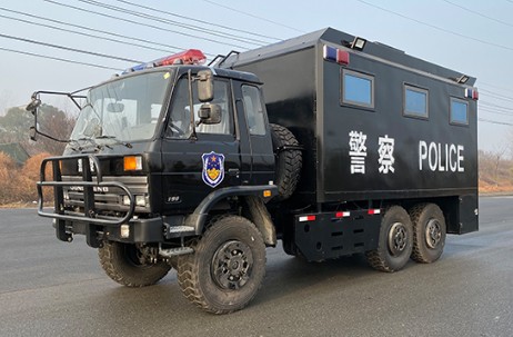 警用六驅(qū)東風(fēng)炊事車_東風(fēng)六驅(qū)越野炊事車
