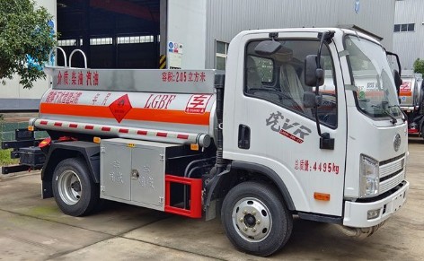 國(guó)六解放虎VR藍(lán)牌加油車(chē)油罐車(chē) 國(guó)六解放虎VR藍(lán)牌加油車(chē)油罐車(chē)