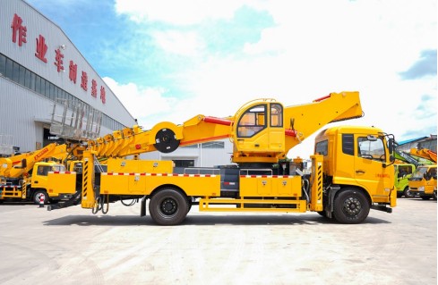 東風(fēng)天錦47米高空作業(yè)車
