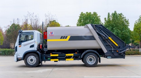 12方壓縮垃圾車
