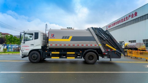 13方東風(fēng)天錦壓縮垃圾車_凱力風(fēng)牌KLF5160ZYSD6型壓縮式垃圾車