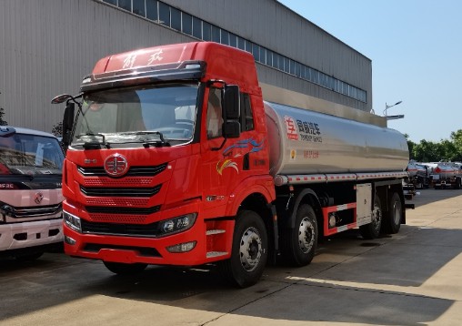 解放前四后六22方供液車_專威牌HTW5310GPGCA6型普通液體運輸車 解放前四后六22方供液車_專威牌HTW5310GPGCA6型普通液體運輸車