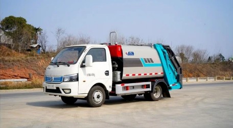 5.3方東風華神純電動壓縮垃圾車