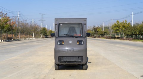 吉利小神童3方純電動(dòng)密閉式桶裝垃圾車