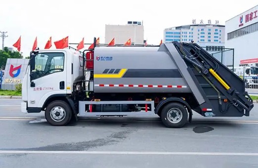 7方東風(fēng)柳汽L2壓縮垃圾車