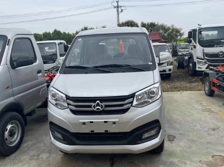 長安后雙輪勾臂垃圾車