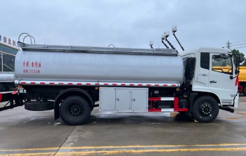 東風(fēng)天錦單橋食用油運(yùn)輸車_潤(rùn)知星牌SCS5180GSYDFH6型食用油運(yùn)輸車 東風(fēng)天錦單橋食用油運(yùn)輸車_潤(rùn)知星牌SCS5180GSYDFH6型食用油運(yùn)輸車