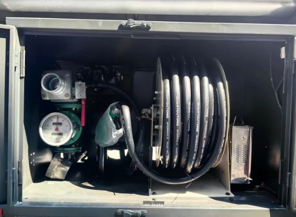 加油機(jī)電動卷盤_加油機(jī)電動卷管器_自動伸縮遙控卷盤_40-60米變頻調(diào)速電動卷盤 加油機(jī)電動卷盤_加油機(jī)電動卷管器_自動伸縮遙控卷盤_40-60米變頻調(diào)速電動卷盤