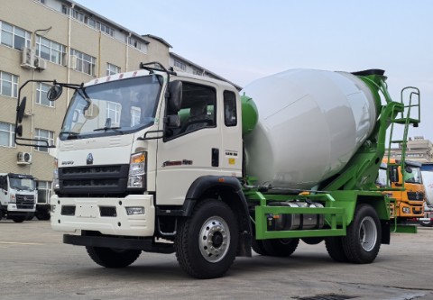 中國(guó)重汽豪沃4*2單橋攪拌車_7.5方混凝土攪拌車 中國(guó)重汽豪沃4*2單橋攪拌車_7.5方混凝土攪拌車