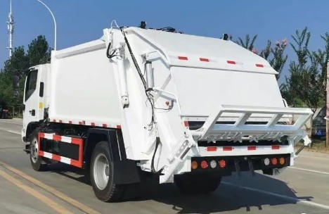 福田歐馬可國六6-8方壓縮式垃圾車_壓縮式垃圾車生產(chǎn)廠家
