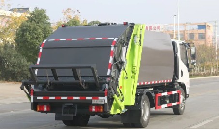 上汽躍進(jìn)C500國(guó)六8方壓縮式垃圾車_壓縮式垃圾車生產(chǎn)廠家