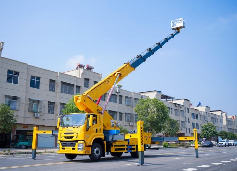 慶鈴五十鈴巨咖45米高空作業(yè)車 慶鈴五十鈴巨咖45米高空作業(yè)車