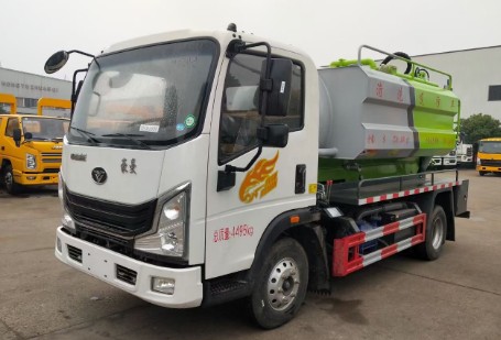 重汽豪曼藍牌清洗吸污車_2650mm高度清洗吸污車