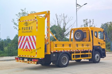 東風(fēng)多利卡防撞緩沖車_防撞緩沖車價格多少錢一輛? 東風(fēng)多利卡防撞緩沖車_防撞緩沖車價格多少錢一輛?